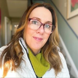 Meet your Posher, Stacy